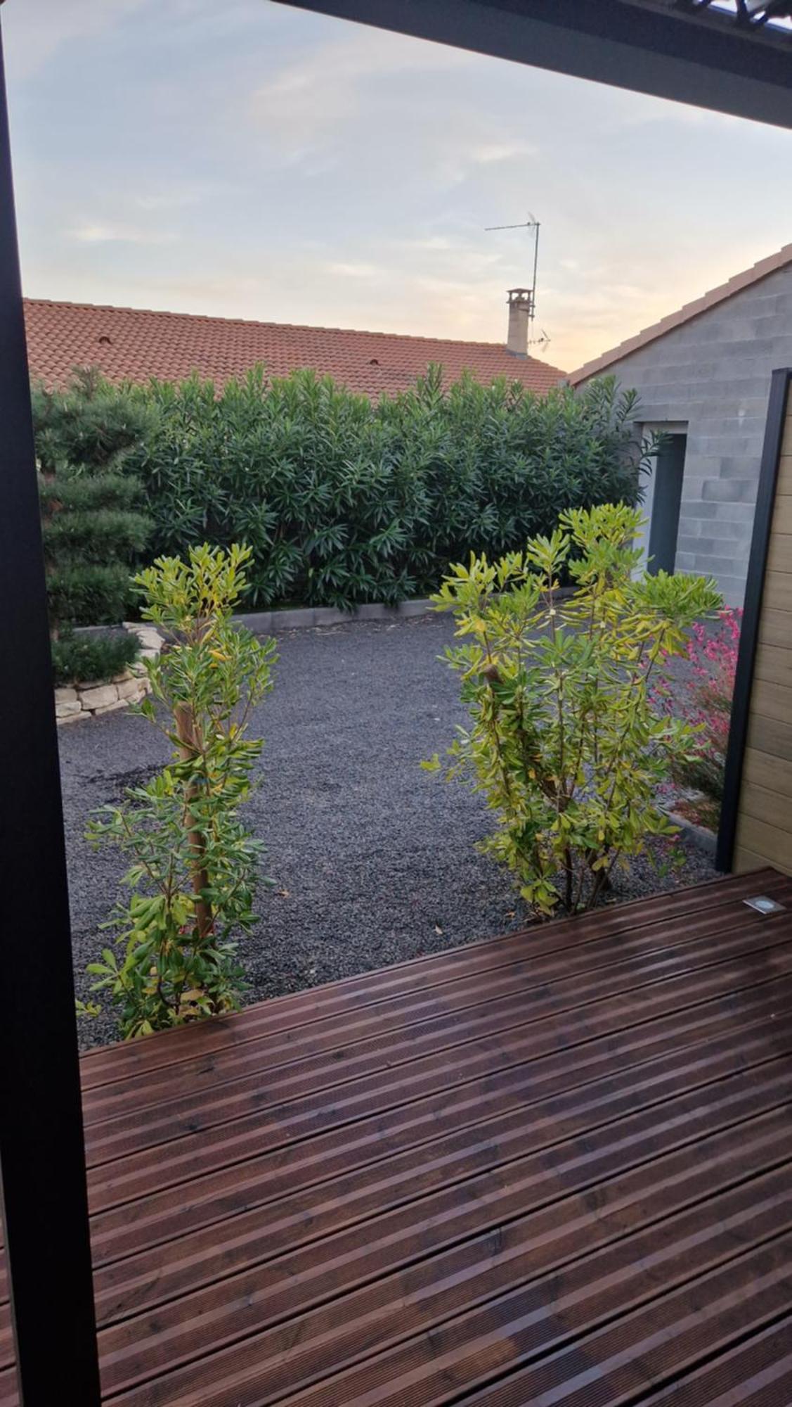 Appartement Pour 4 Avec Terrasse Chanos-Curson Exterior photo
